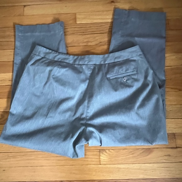Jones New York women’s plus size grey pants. Size 18W - Picture 2 of 10